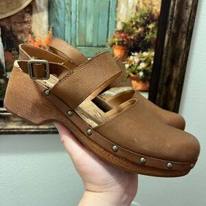 KORK-EASE Women's Sayda Clogs